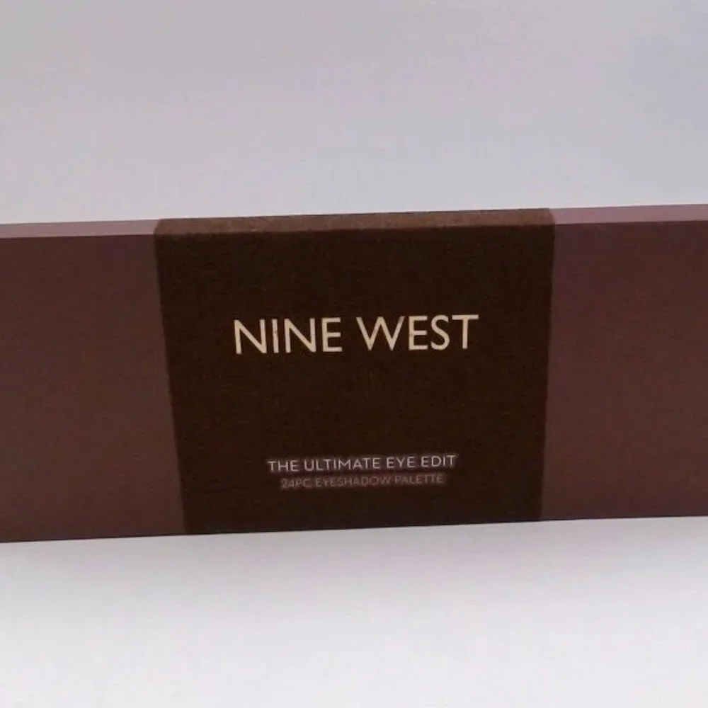 Nine West - The Ultimate Eye Edit, 24 Pc Eyeshadow Palette,BRAND NEW, NEVER USED